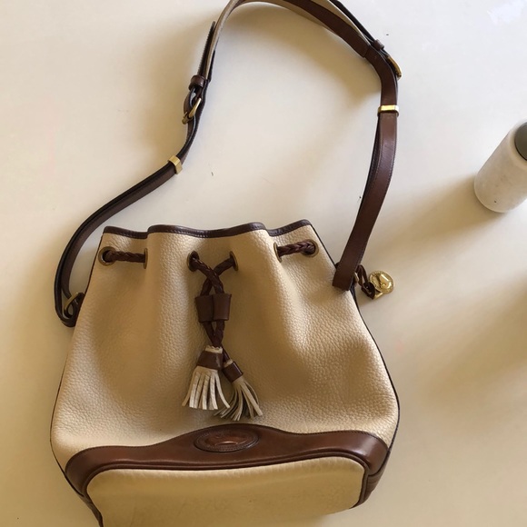 Dooney & Bourke Handbags - Dooney and Bourke tan and dark brown bag